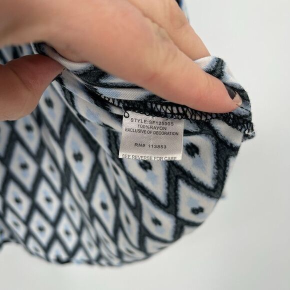 MARKET & SPRUCE Blue Red Diamond Embroidered Cold Shoulder Boho Blouse Medium - Picture 7 of 7